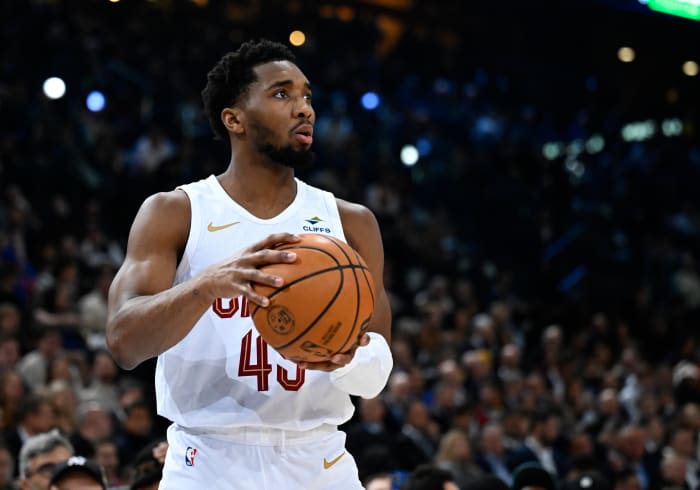 Jan 11, 2024; Paris, FRANCE; Cleveland Cavaliers guard Donovan Mitchell (45) in action against the Brooklyn Nets in the NBA Paris Game at AccorHotels Arena. Mandatory Credit: Alexis Reau/Presse Sports via USA TODAY Sports